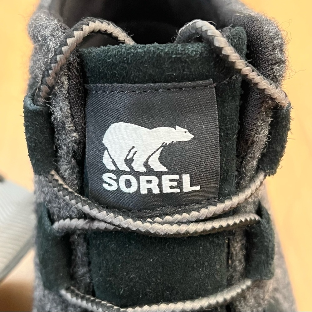 Sorel Black Winter Boots with Waterproof Traction - Picture 4 of 8